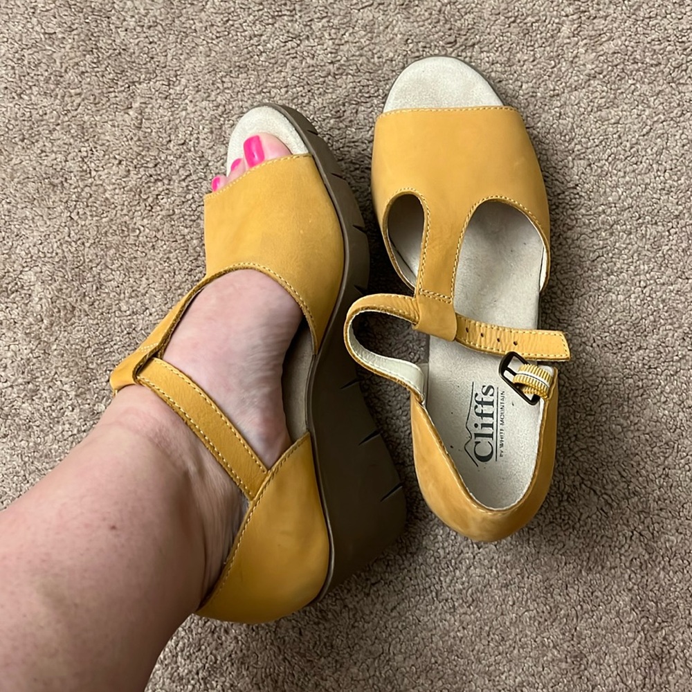Cliffs size 8 worn once